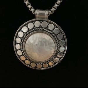 Chicos necklace. Silver with pearlescent center. 16” with 5” extender.